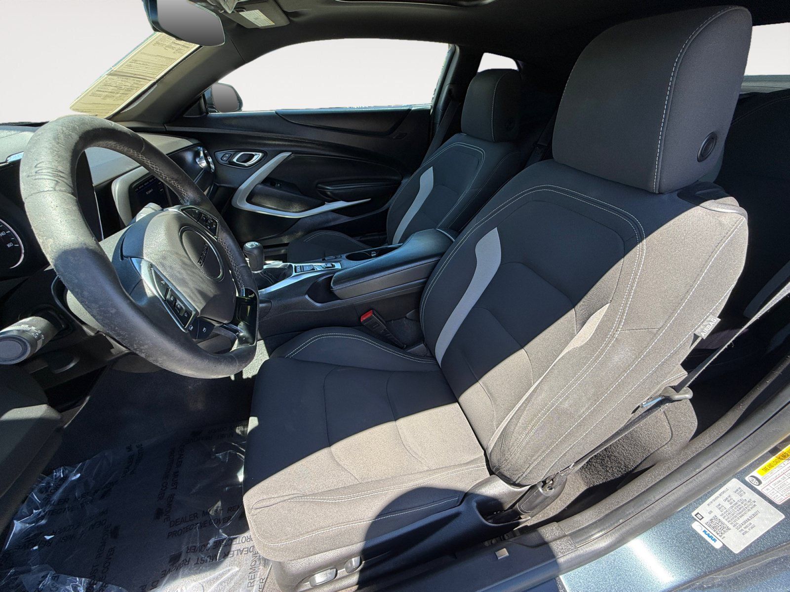 Used 2020 Chevrolet Camaro LT w/ 1LE Track Performance Package RWD image 10