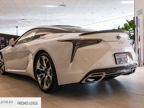 Used 2018 Lexus LC 500 Coupe w/ Sport Package image 4