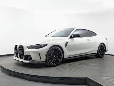 Used 2022 BMW M4 Competition w/ M Carbon Exterior Package RWD image 2
