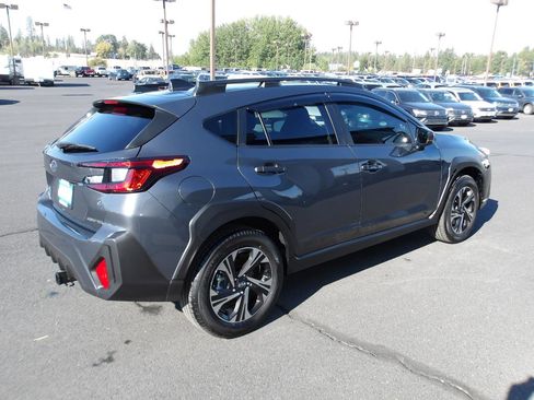 Used 2024 Subaru Crosstrek 2.0i Premium w/ Crosstrek Mirror Package AWD/4WD image 5