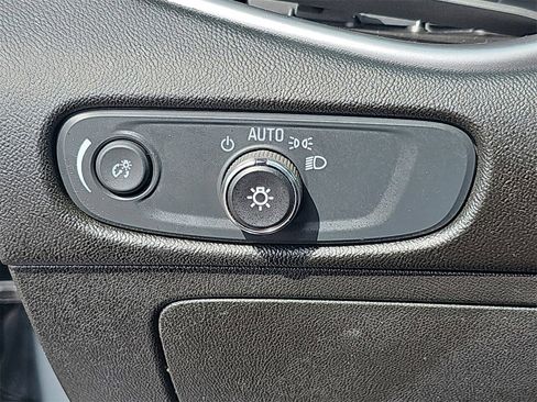 Used 2024 Chevrolet Malibu LT image 29