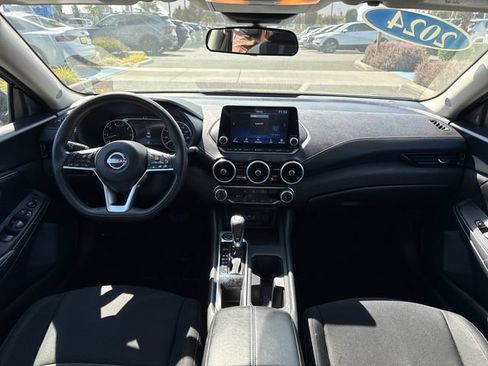 Used 2024 Nissan Sentra SV FWD image 26