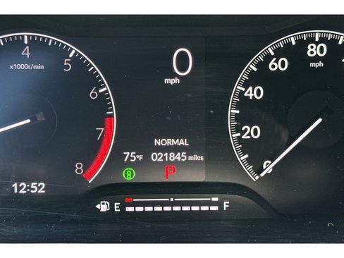 Used 2025 Honda Civic Sport image 38