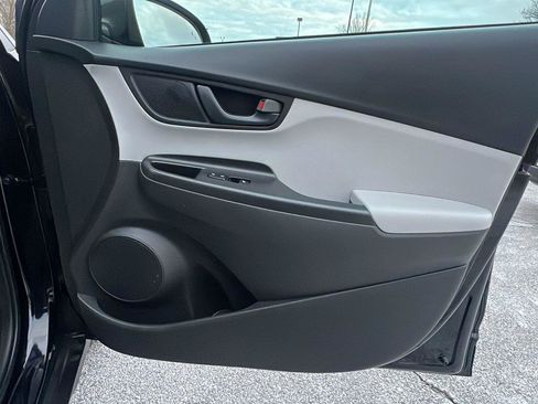 Used 2023 Hyundai Kona SEL w/ Cargo Package image 12