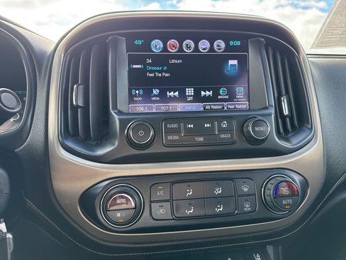 Used 2018 GMC Canyon Denali image 21