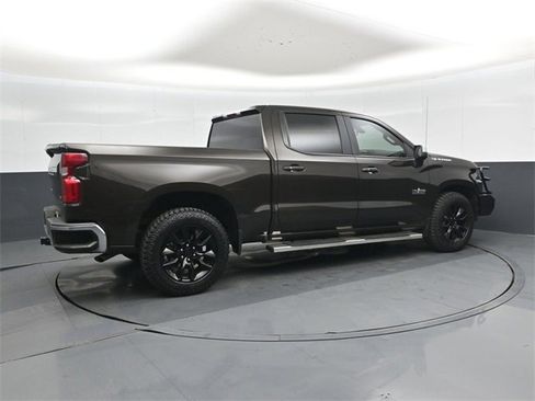 Used 2019 Chevrolet Silverado 1500 LT w/ Texas Edition image 3
