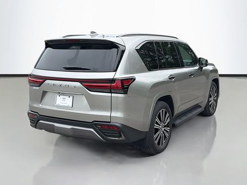 Used 2025 Lexus LX 600 4WD w/ Appearance Package image 5