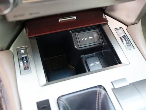 Used 2019 Lexus GX 460 Premium AWD/4WD image 24