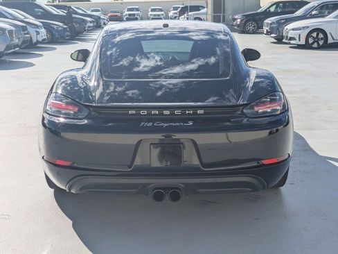 Used 2018 Porsche 718 Cayman S image 7