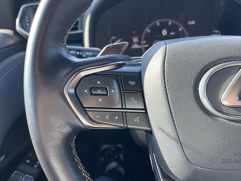 Used 2022 Lexus LX 600 4WD w/ Appearance Package image 17