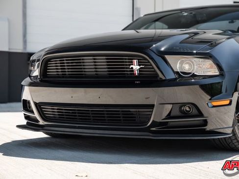 Used 2013 Ford Mustang GT Premium RWD image 24