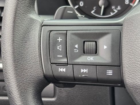 Used 2026 Nissan Rogue S FWD image 27