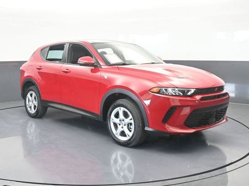 Used 2024 Dodge Hornet GT image 8