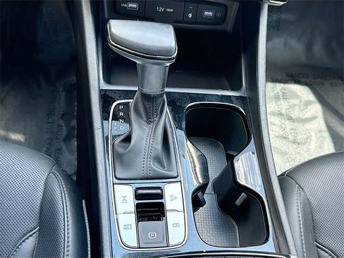 Used 2024 Hyundai Santa Cruz Limited image 17