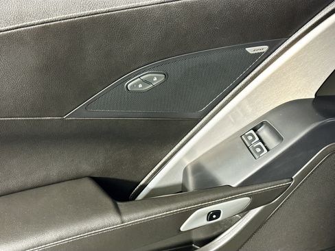 Used 2019 Chevrolet Corvette Z06 RWD image 16