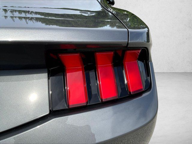 Used 2025 Ford Mustang Coupe RWD image 29