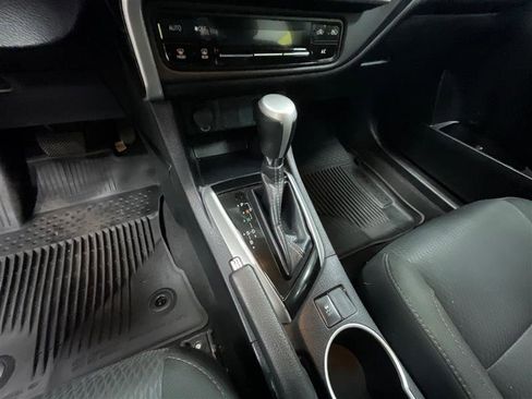 Used 2019 Toyota Corolla LE FWD image 14