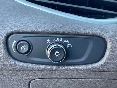 Used 2024 Chevrolet Malibu LT FWD image 23