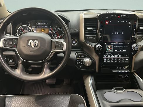 Used 2021 RAM 1500 Laramie AWD/4WD image 23
