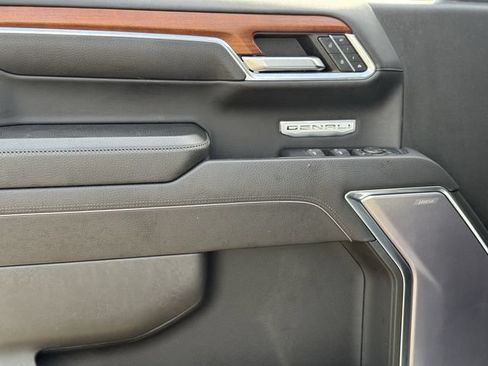Used 2022 GMC Sierra 1500 Denali AWD/4WD image 29