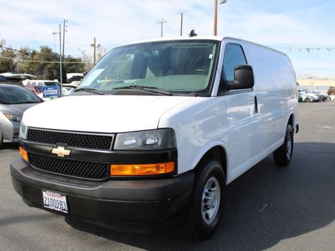 Used 2020 Chevrolet Express 2500 w/ Communications Package image 3