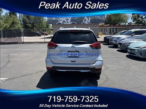Used 2018 Nissan Rogue SV AWD/4WD image 6