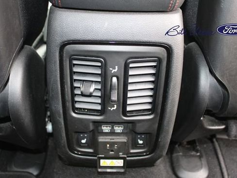 Used 2024 Dodge Durango GT RWD image 16