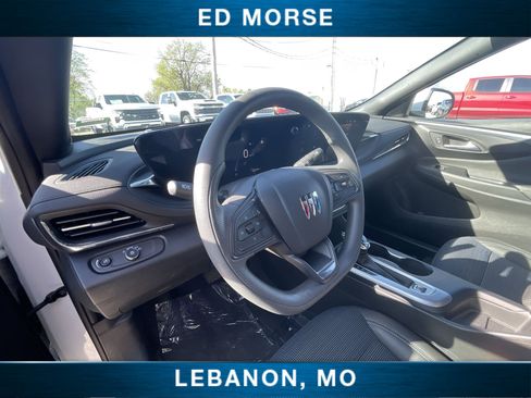 Used 2025 Buick Envista Preferred FWD image 10