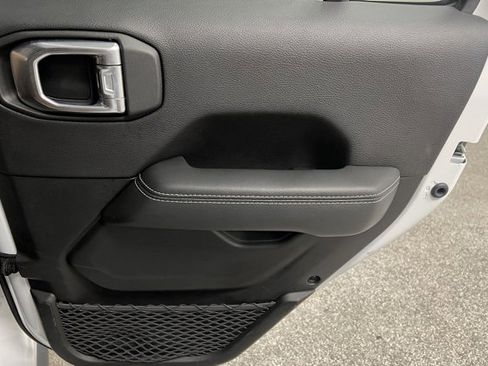 Used 2021 Jeep Gladiator Rubicon image 45