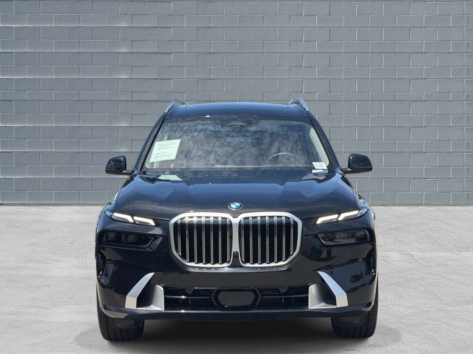 Used 2026 BMW X7 xDrive40i w/ Premium Package AWD/4WD image 2