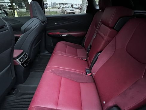 Used 2025 Lexus RX 500h F Sport w/ Convenience Package image 32