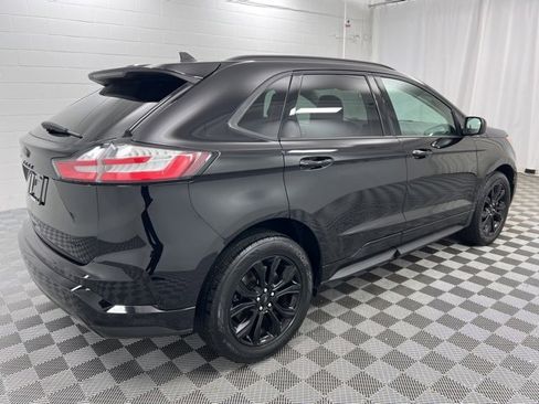 Used 2022 Ford Edge SE w/ Black Appearance Package image 6