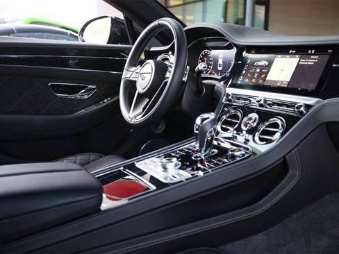 Used 2020 Bentley Continental GT V8 First Edition image 42