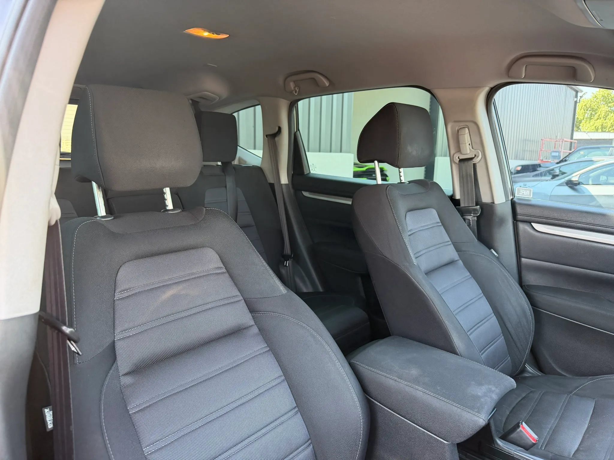 Used 2020 Honda CR-V LX image 29