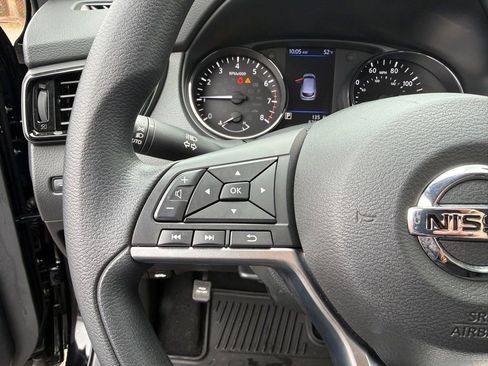 Certified 2022 Nissan Rogue Sport S image 26