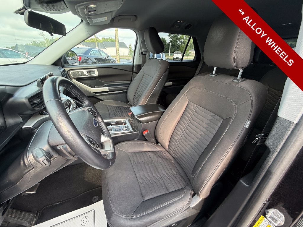Used 2020 Ford Explorer XLT AWD/4WD image 14