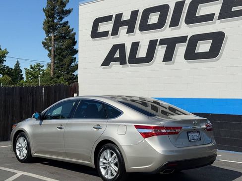 Used 2014 Toyota Avalon XLE FWD image 24