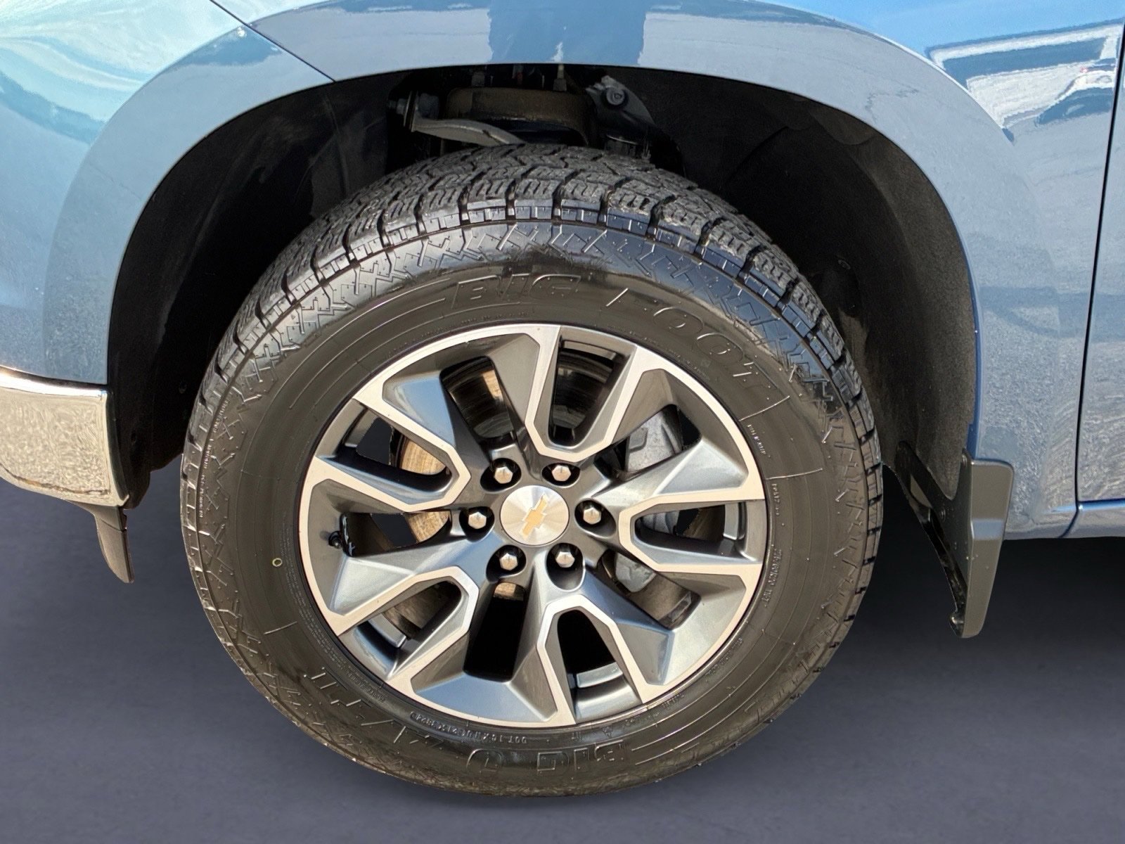 Used 2024 Chevrolet Silverado 1500 LT w/ Z71 Off-Road Package AWD/4WD image 10