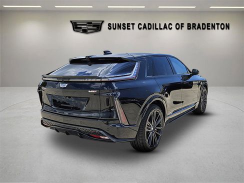 New 2026 Cadillac Lyriq V w/ Exterior Carbon Fiber Package image 7