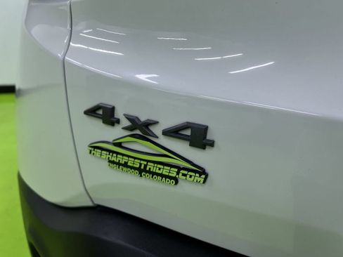 Used 2016 Jeep Renegade Trailhawk AWD/4WD image 11