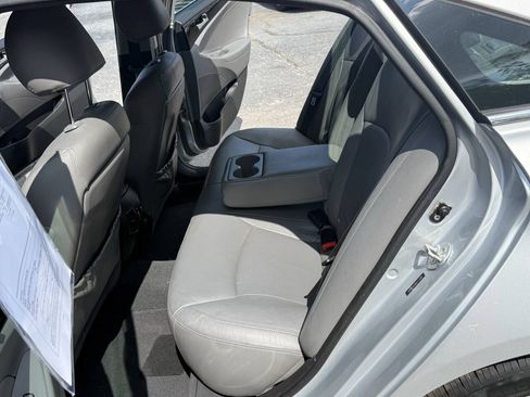 Used 2011 Hyundai Sonata Limited FWD image 17