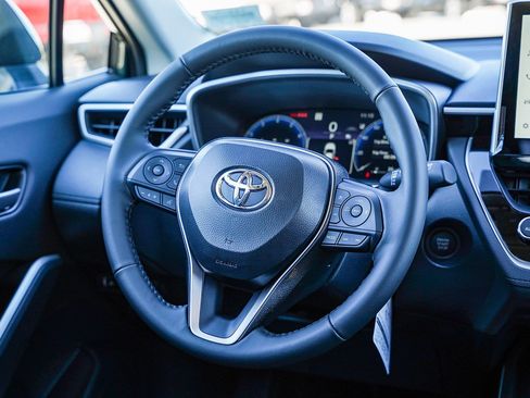 New 2026 Toyota Corolla Cross XLE FWD image 18