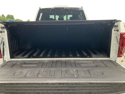 Used 2018 Ford F150 Raptor w/ Equipment Group 801A Mid AWD/4WD image 13