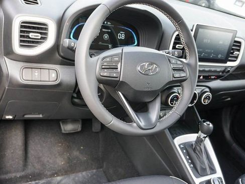 New 2026 Hyundai Venue SEL FWD image 10