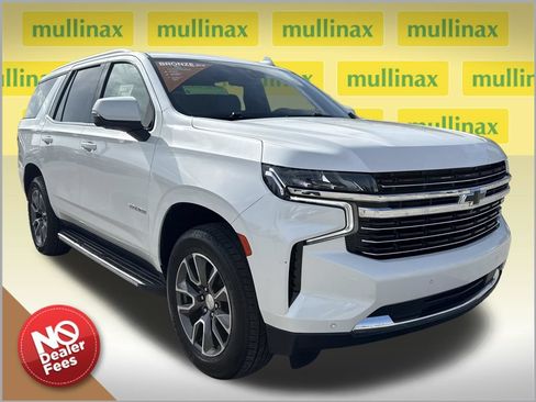 Used 2021 Chevrolet Tahoe LT w/ LT Signature Package RWD image 1