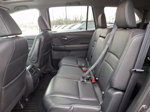 Used 2017 Honda Pilot EX-L image 11