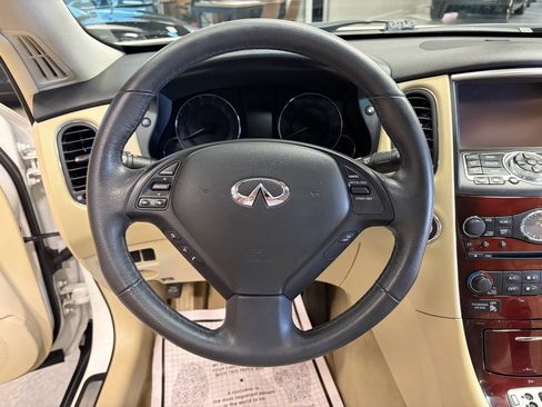 Used 2017 INFINITI QX50 AWD w/ Premium Plus Package image 12