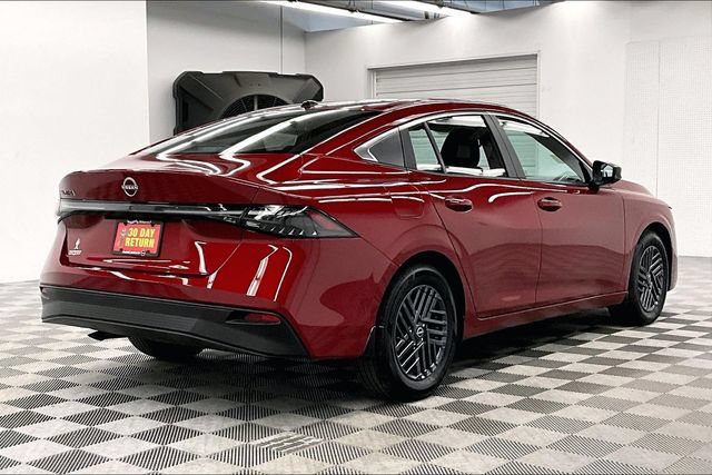 New 2026 Nissan Sentra SV w/ SV Convenience Package FWD image 17