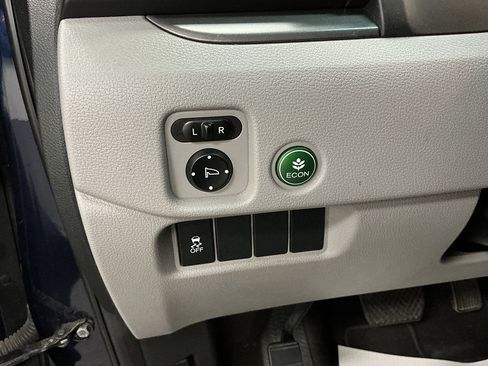 Used 2017 Honda Pilot EX-L image 11