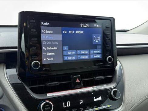 Used 2022 Toyota Corolla Cross LE FWD image 28